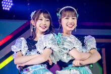 左から辻野かなみ、吉川ひより。