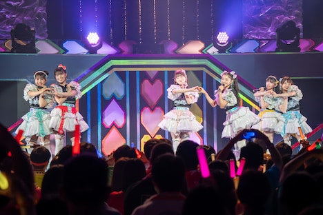 「超ときめき♡宣伝部のきみのハートにロックオンTOUR 2024」の様子。