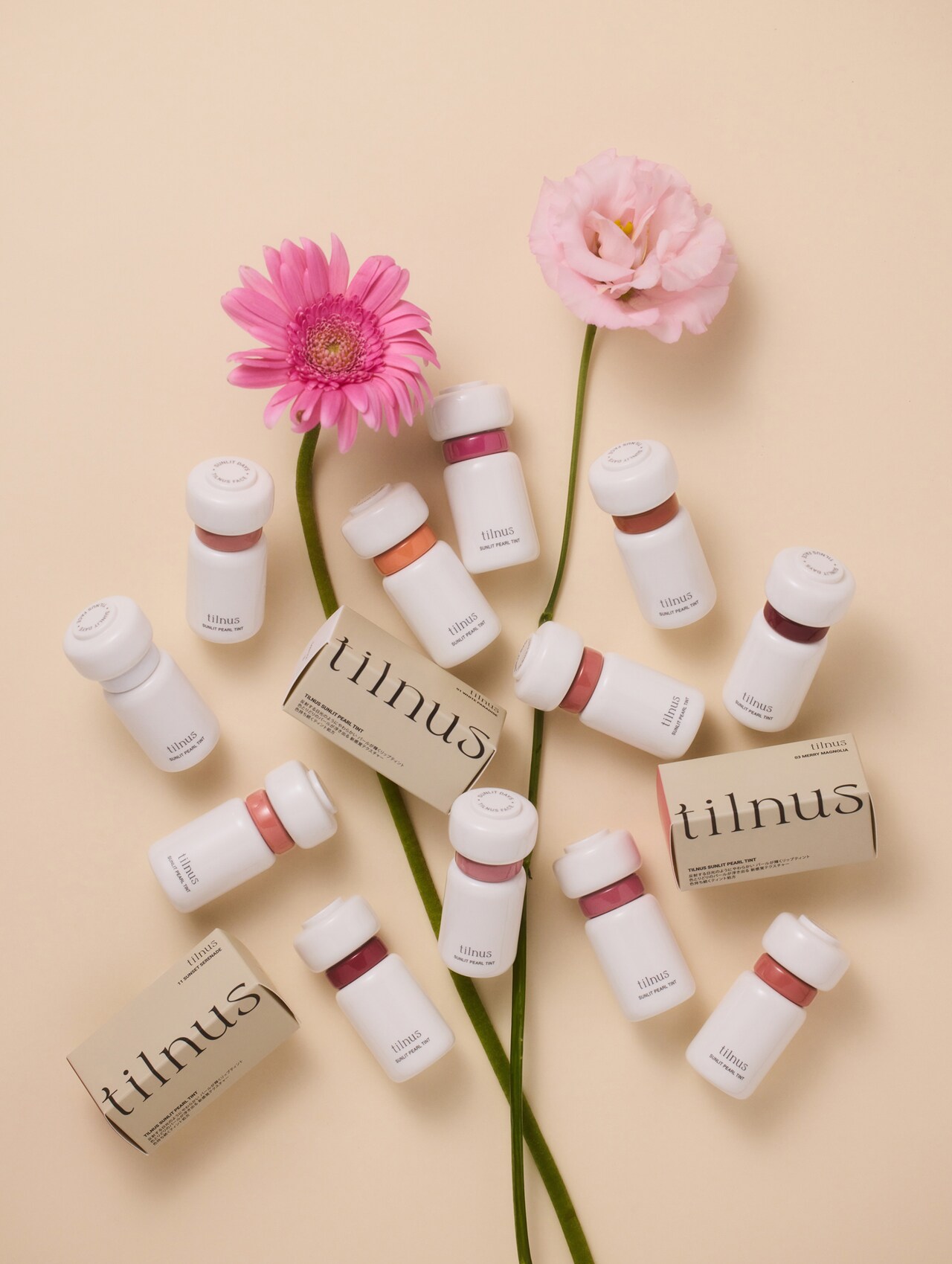 NiziUが新コスメブランド・tilnusのイメージモデルに