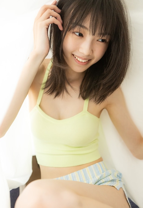 山崎愛生（モーニング娘。’24）の写真集「Mei19」より。