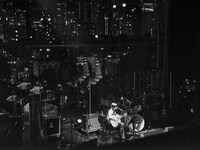 畳野彩加（Vo, G）（撮影：新家菜々子）