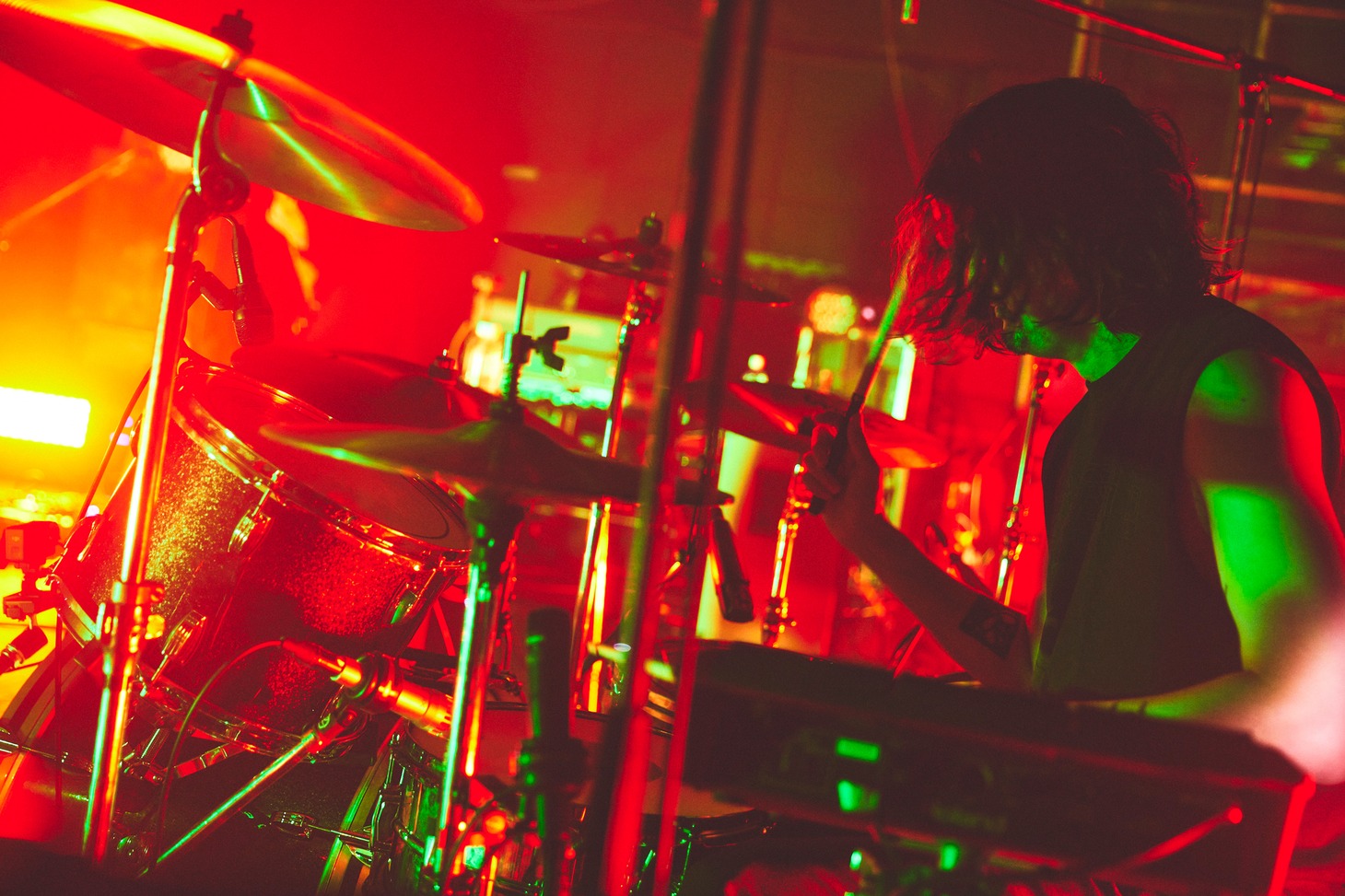吉木諒祐（Dr）（Photo by Yosuke Torii）
