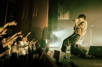 川上洋平（Vo, G）（撮影：河本悠貴）