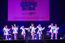 クマリデパートの「サクラになっちゃうよ！」を歌う真っ白なキャンパス。