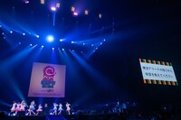 かすみ草とステラ、ラフ×ラフによるコラボの様子。