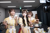 チョコフォンデュを楽しむラフ×ラフ。