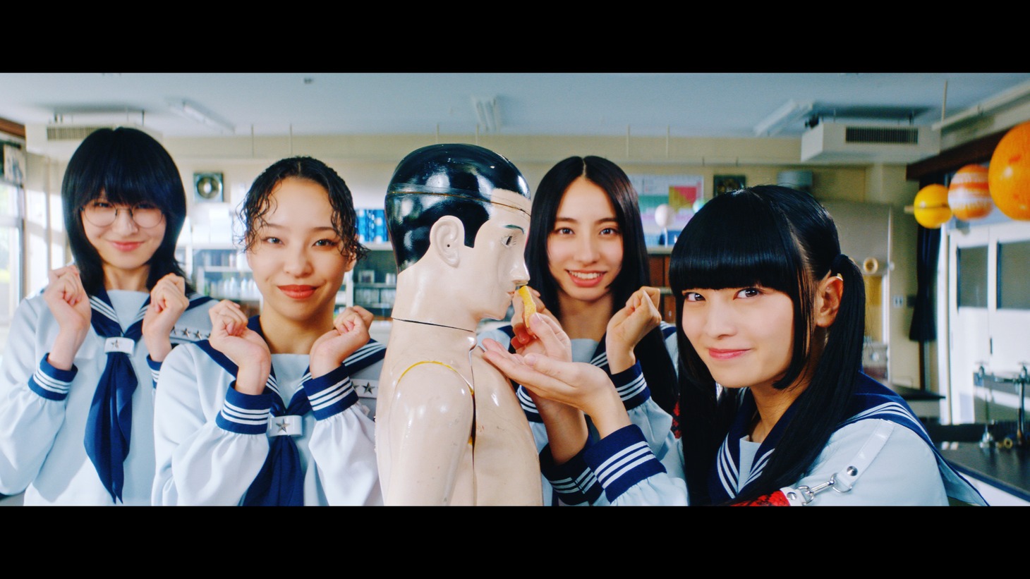 「フェットチーネグミ」Web CM「青春とはきゅん」編特別版より。