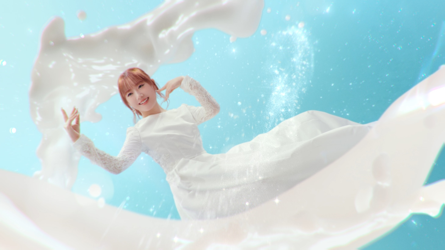 「特濃ミルク8.2」CM映像より。