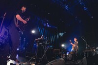 「Love Deluxe Tour 2024」東京公演の様子。（撮影：廣田達也）