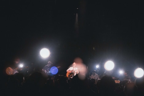 「Love Deluxe Tour 2024」東京公演の様子。(撮影:廣田達也)