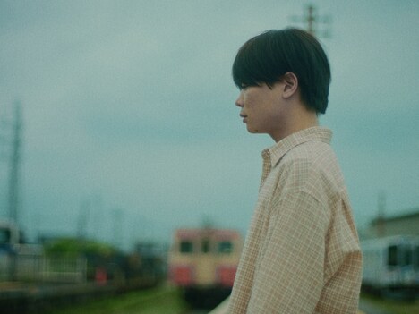 斉藤壮馬「ヒラエス」ミュージックビデオのワンシーン。