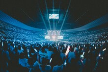 「THE PRIMALS Live in Japan - Darkest Before Dawn」の様子。