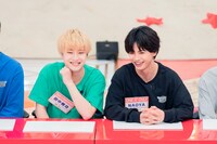 田中雅功（Sakurashimeji）とNAOYA（ ONE N' ONLY）。(c)「DAN! DAN! EBiDAN!」製作委員会