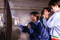 左から志賀李玖、竹野世梛、筒井俊旭。