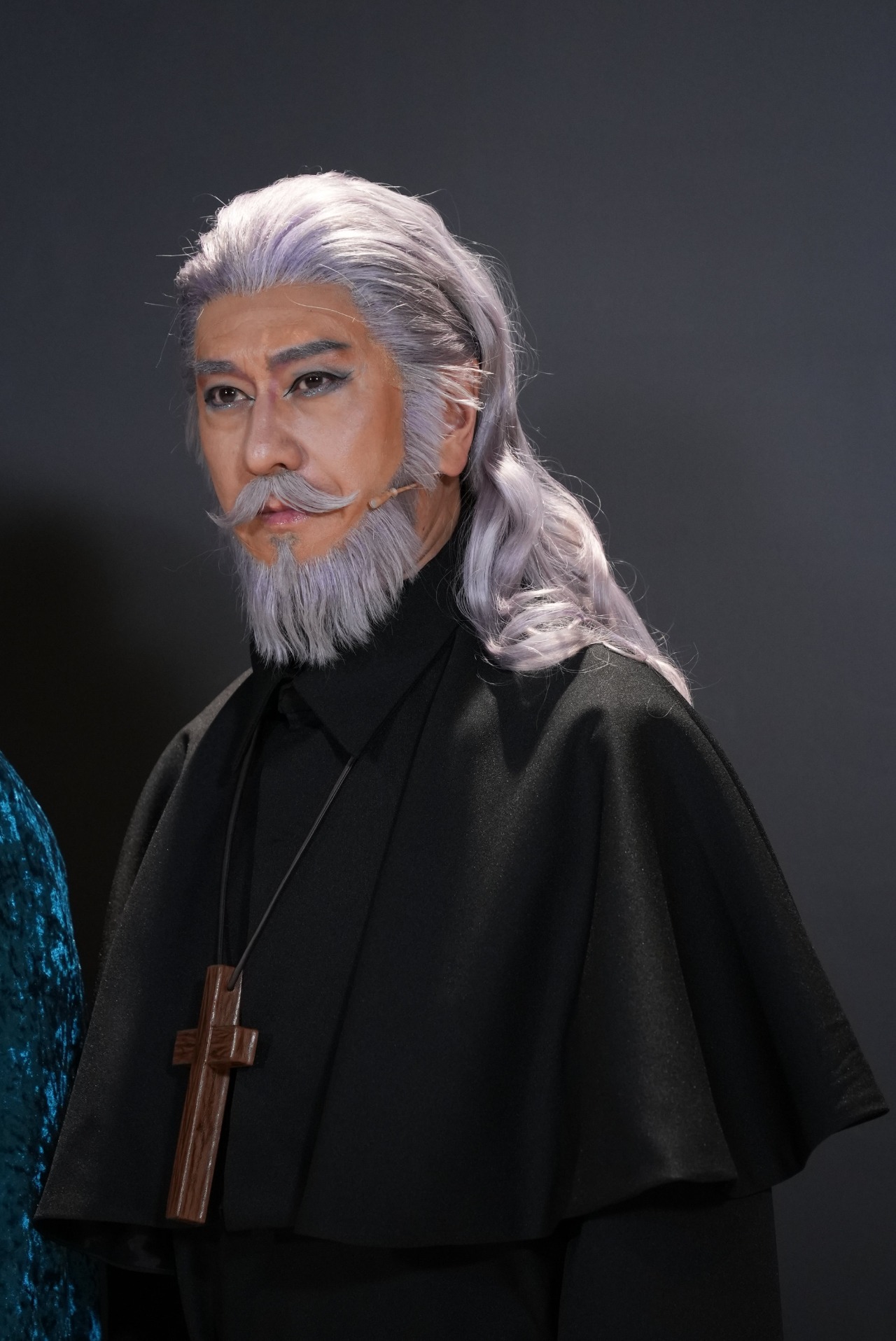 川崎麻世