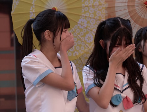 左から織多莉鈴、森山結友。