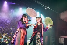「スパンコールグッドタイムズ RELEASE ONEMAN SHOW 『キネマとユニバース』」東京・東京キネマ倶楽部公演の様子。（Photo by KentaKUMEI）