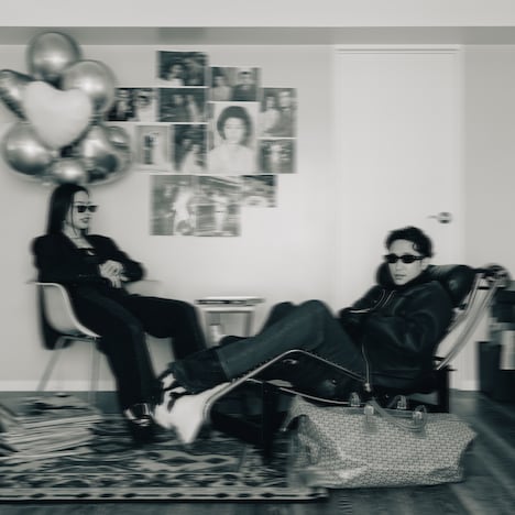 KEIJU「Money Baby feat. Awich」配信ジャケット