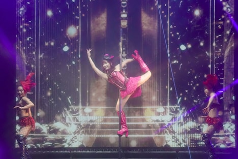 「Welcome to AYAKA NATION Special Edition『VIP ROOM A+』」の様子。（撮影：上飯坂一）