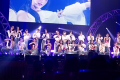 「WAVに会いたかった！」24人組K-POPグループtripleS、完全体で日本初ショーケースライブ