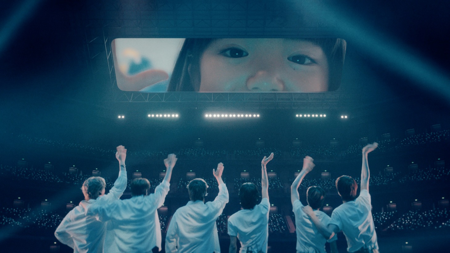 RIIZEが出演するCM「青い募金箱」編より。