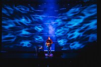 小林私（撮影：ハタサトシ）