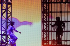 Ado×平手友梨奈が「唱」コラボ歌唱！クラウドナイン5周年特番「雨音」オンエア決定