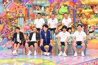 「踊りたくない芸人」出演者。 (c)テレビ朝日