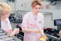 超特急のマサヒロとユーキ。(c)「DAN! DAN! EBiDAN!」製作委員会