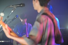 ミツメ「LIQUIDROOM 20th ANNIVERSARY mitsume live 2024 "decade"」の様子。（撮影：トヤマタクロウ）