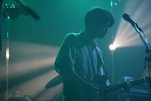 大竹雅生（ミツメ）（撮影：トヤマタクロウ）