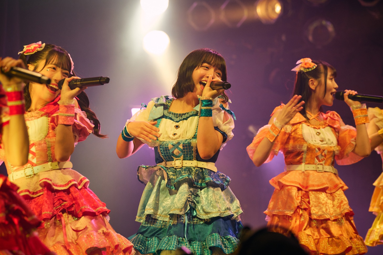 「こみっきゅおん！2nd Anniversary ONEMAN LIVE VIOLA～揺るがない想い～」の様子。（Photo by Junpei Yamada）