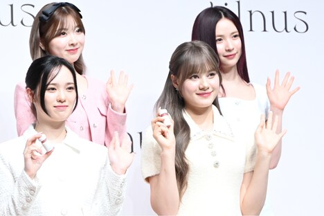 左上から時計回りにMIIHI、MAYA、NINA、RIO。