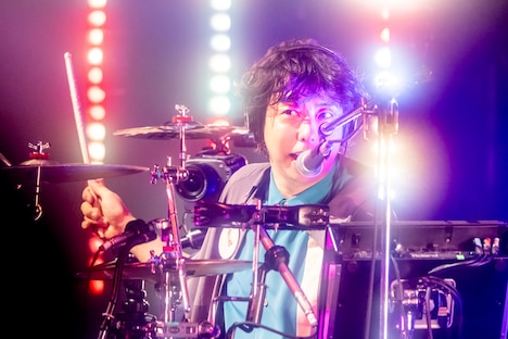 鈴木貴雄（Dr）（Photo by Viola Kam［V'z Twinkle］）