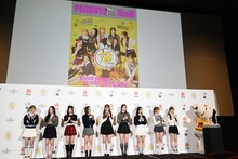 NiziUとスヌーピー。