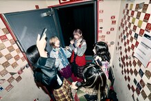 開演前に気合い入れを行ったBiS。