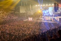 「NARUTO THE LIVE」の様子。ビジュアル (c)岸本斉史 スコット／集英社・テレビ東京・ぴえろ (c)NARUTO THE LIVE実行委員会