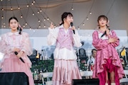 「えびちゅうは楽曲のよさに定評があるじゃないですか」と自信満々に話す安本彩花（中央）。
