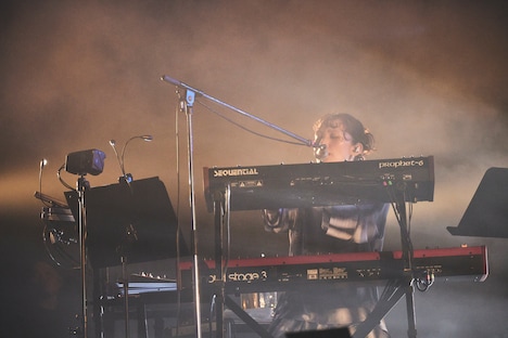 AAAMYYY（Cho, Syn）（撮影：鳥居洋介）