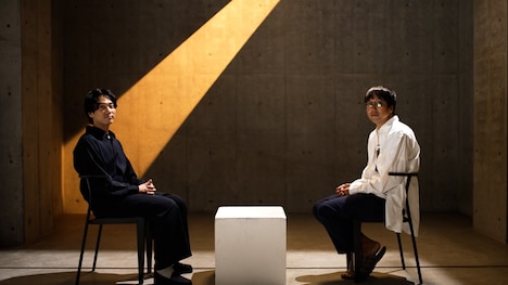 「Bialystocksという未確認生物」より、甫木元空と森井勇佑監督。