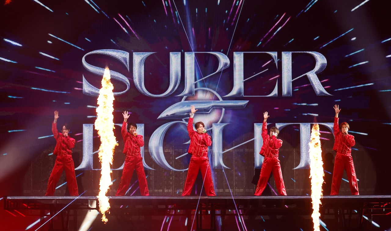 SUPER EIGHTデビュー20周年ツアー、横浜アリーナで届けた熱い思い
