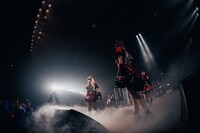 キングサリ「KINGSARI Band set oneman LIVE『Resonance』」の様子。（撮影：真島洸）