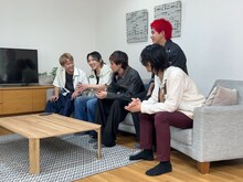 「WACHA! WACHA! ダンエビホームパーティー」の様子。(c)「DAN! DAN! EBiDAN!」製作委員会