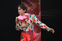 弟ドローミオ役の八神遼介（ICEx）。