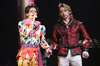 舞台「ソーセージ」のワンシーン。