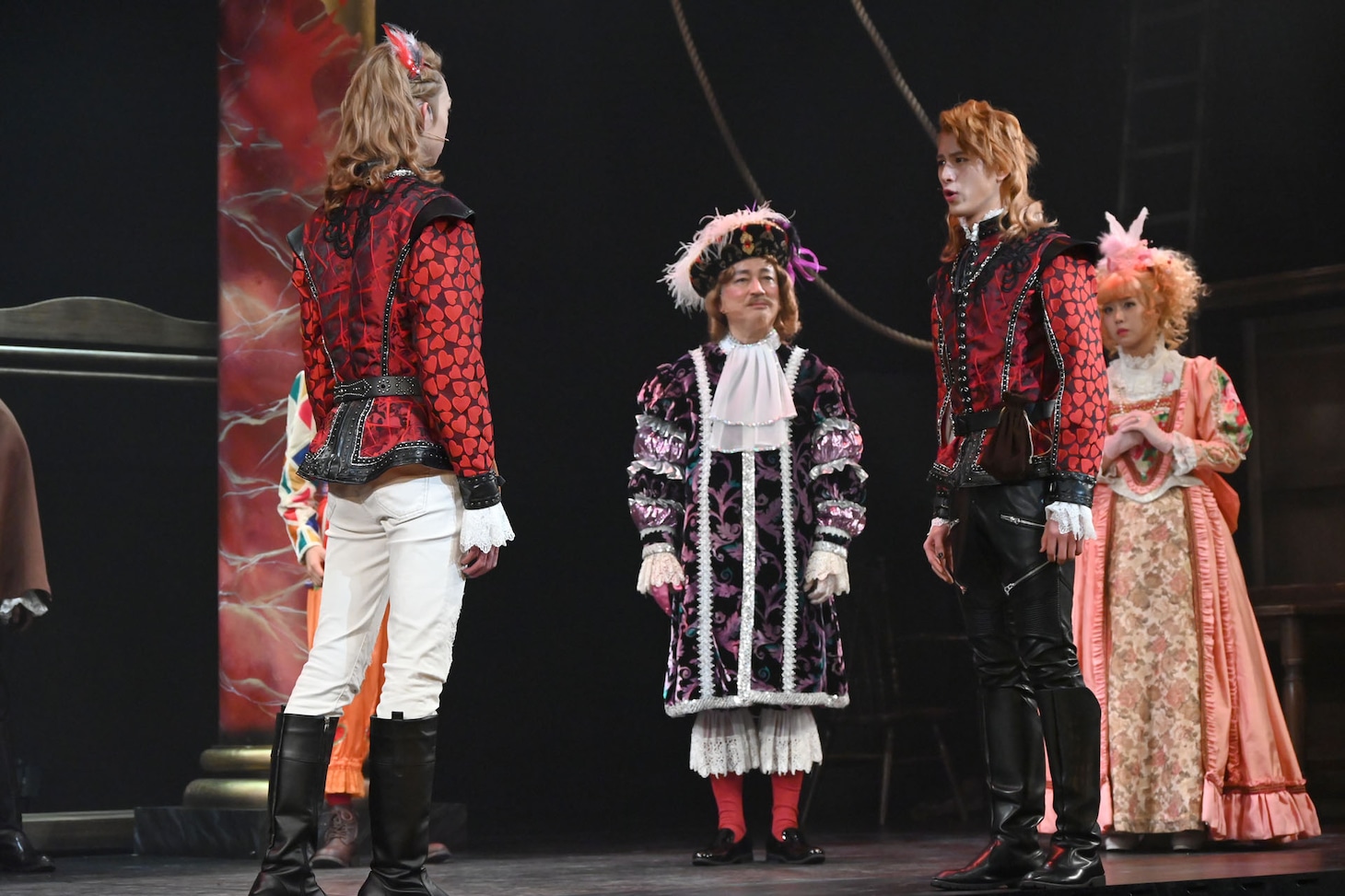 舞台「ソーセージ」のワンシーン。