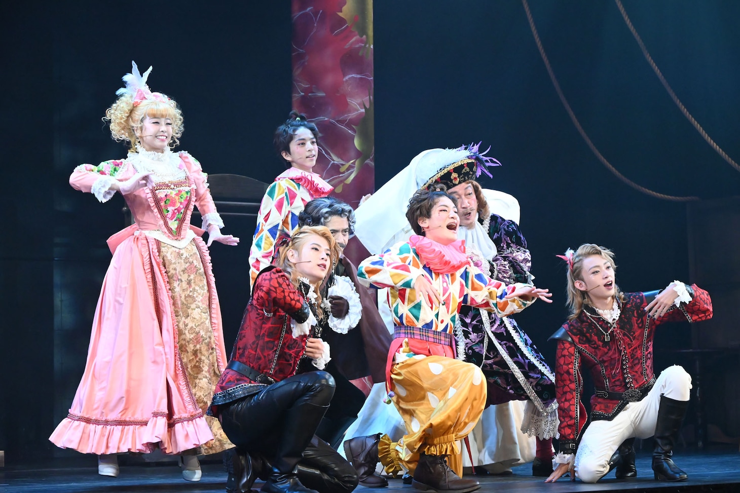 舞台「ソーセージ」のワンシーン。