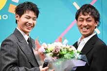 左から木村柾哉、横堀光範監督。