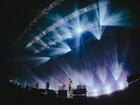 「羊文学 TOUR 2024 "soft soul, prickly eyes"」最終公演の様子。（Photo by Daiki Miura）