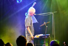 岡本伸明（Syn, Cowbell, Shriek / the telephones）（撮影：大橋祐希）